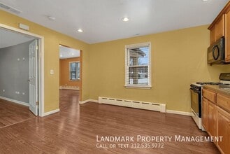 6 E Eureka Dr in Lemont, IL - Building Photo - Building Photo