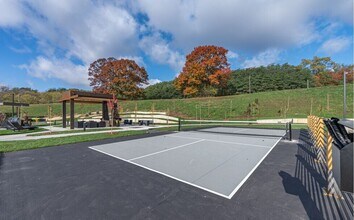 2755 Patrick John Dr in Eau Claire, WI - Building Photo - Building Photo