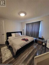 8646 Willoughby Dr in Niagara Falls, ON - Building Photo - Building Photo