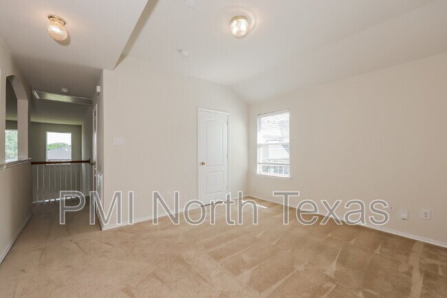 1009 Hay Stack Ct in Little Elm, TX - Building Photo - Building Photo