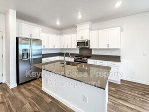 4212 W Cirrus Ln in Eagle, ID - Building Photo - Building Photo