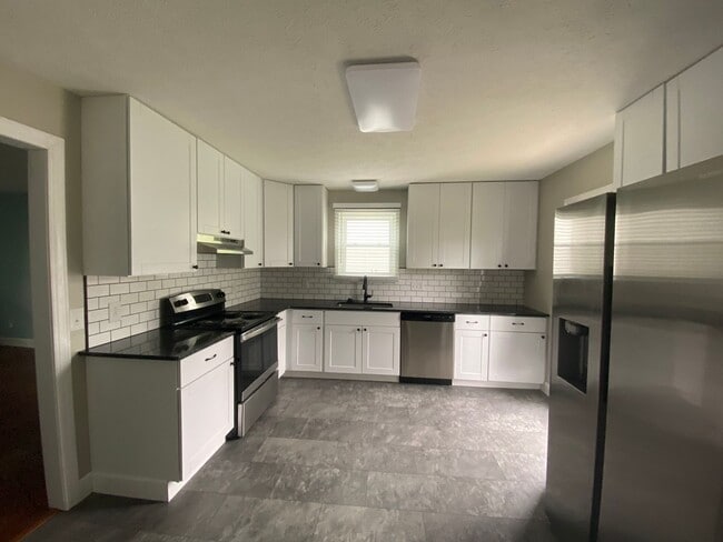 607 N Greenwood Ext in Lebanon, TN - Building Photo - Building Photo