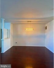 11 Stern Light Dr in Mount Laurel, NJ - Building Photo - Building Photo