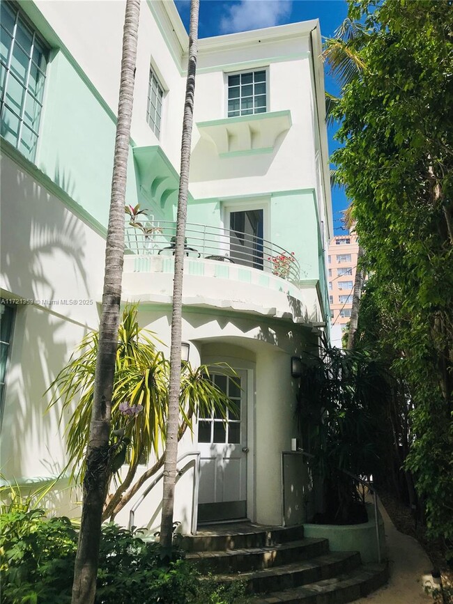 815 Euclid Ave in Miami Beach, FL - Building Photo - Building Photo