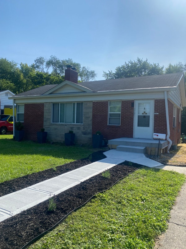 property at 1719 N Leland Ave