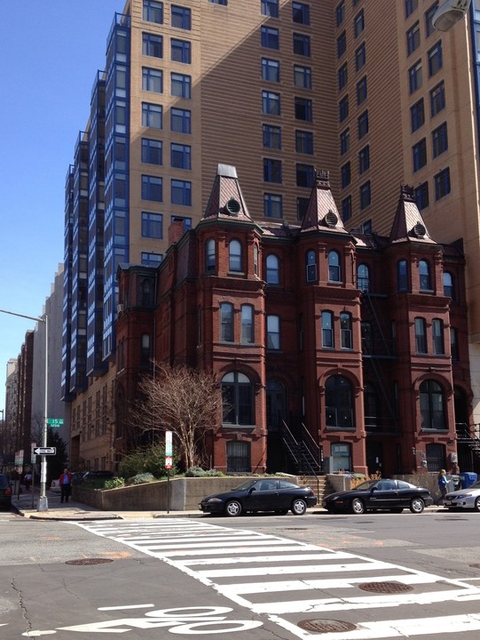 Sojourn on 15th in Washington, DC - Foto de edificio