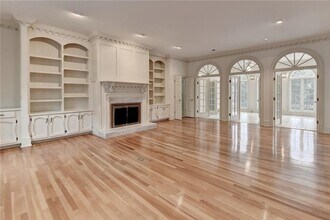 1000 Grayson Pkwy in Grayson, GA - Building Photo - Building Photo