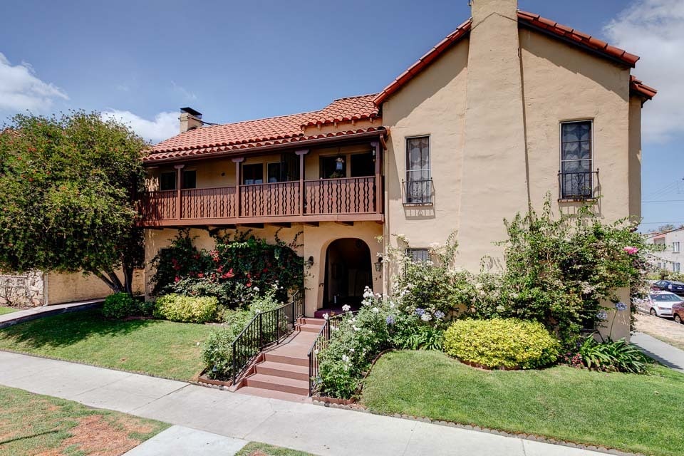 369 N Stanley Ave, Unit 369 in Los Angeles, CA - Building Photo