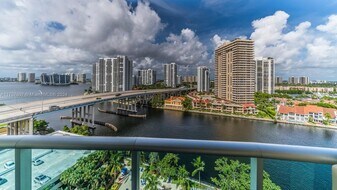 19390 Collins Ave, Unit 1507 in Sunny Isles Beach, FL - Building Photo