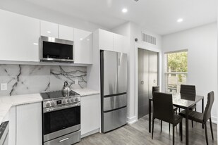 935 S Howard Ave, Unit 1 in Tampa, FL - Building Photo