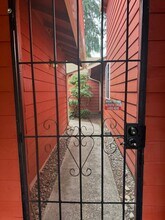 3093 Carpenter Hills Loop SE in Olympia, WA - Building Photo - Building Photo