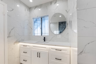 1429 Ellsmere Ave in Los Angeles, CA - Foto de edificio - Building Photo