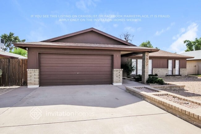 4507 W Gardenia Ave in Glendale, AZ - Building Photo - Building Photo