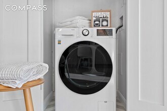 1 Lenox Rd, Unit 01-0438 in Brooklyn, NY - Building Photo - Building Photo