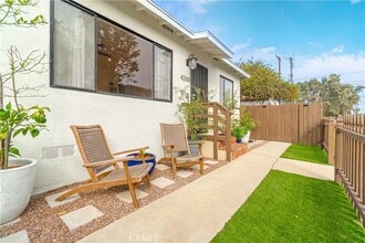 4208 W 182nd St in Torrance, CA - Foto de edificio - Building Photo