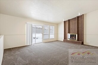 2858 E 2450 N in Layton, UT - Building Photo - Building Photo