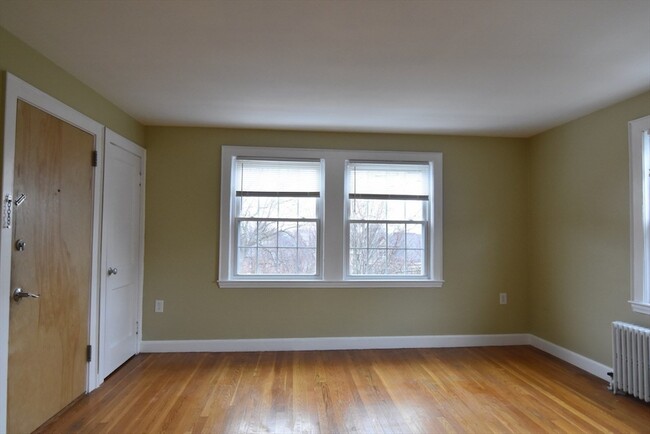 139 Cushing Ave, Unit 2L in Boston, MA - Building Photo - Building Photo