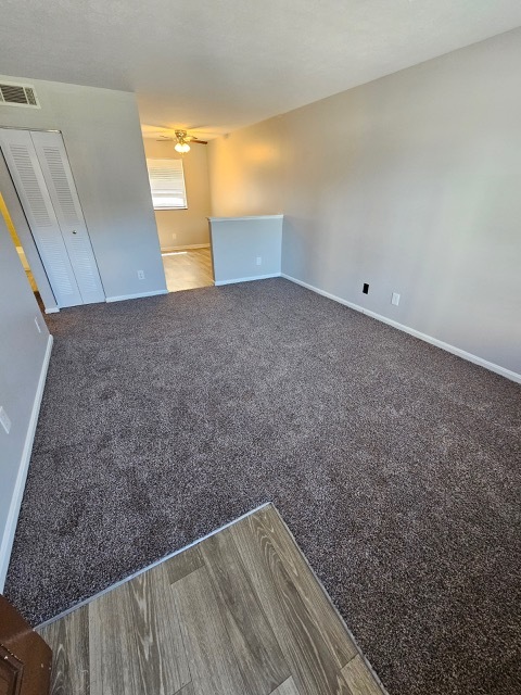 Hillview Manor in Louisville, KY - Building Photo - Building Photo