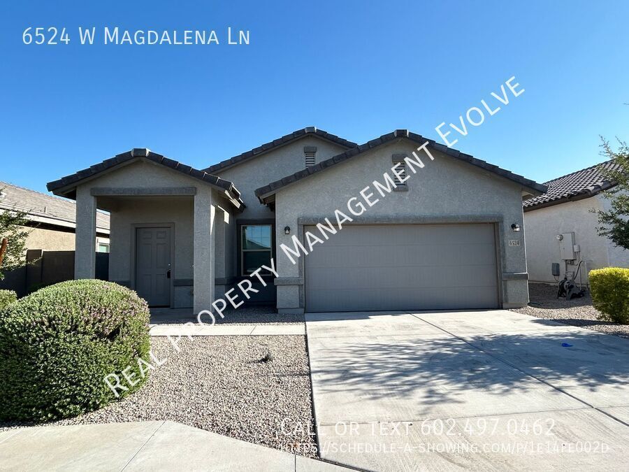 6524 W Magdalena Ln in Phoenix, AZ - Building Photo