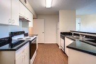 Building Photo - River Reach Apartments in Orlando, Florida