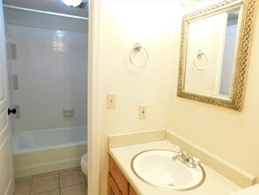 961 Lakeside Dr in Grand Junction, CO - Building Photo - Building Photo