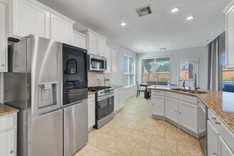 4203 Bergamo Shores Dr in Katy, TX - Building Photo - Building Photo