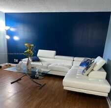 1733 3rd Ave N in Lake Worth Beach, FL - Building Photo - Building Photo