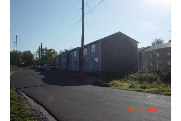 Lee Pointe Condos in Bowling Green, KY - Building Photo