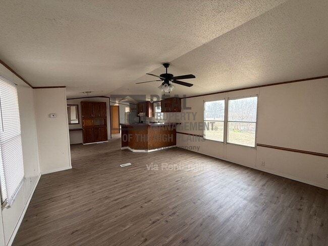 8230 Upton Rd in Amarillo, TX - Building Photo - Building Photo