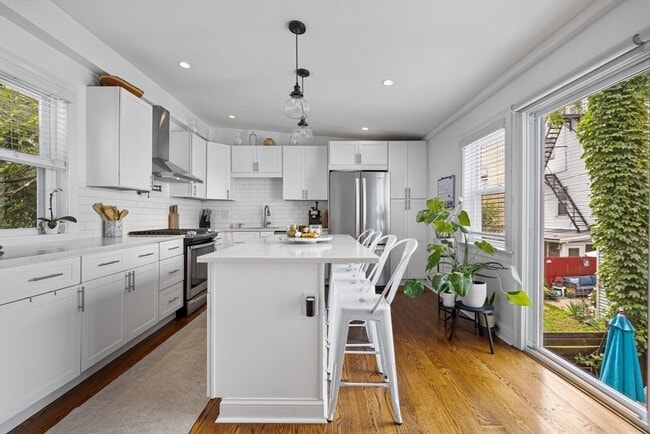 property at 107 Putnam St
