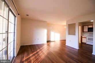 102-107 Timberlake Terrace, Unit 7 in Stephens City, VA - Building Photo - Building Photo