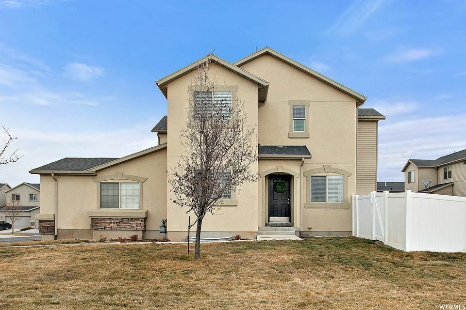 2162 N 2040 W in Lehi, UT - Building Photo