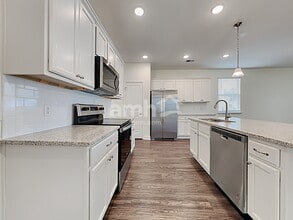 116 Sweet Gum Dr in Summerville, SC - Building Photo - Building Photo