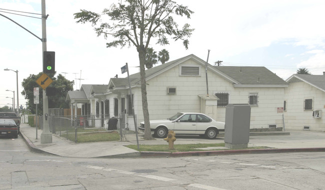 763 N Gower St in Los Angeles, CA - Foto de edificio - Building Photo