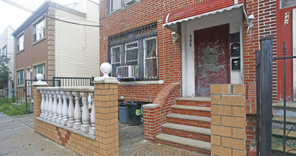 446 Milford St in Brooklyn, NY - Building Photo - Building Photo