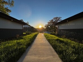 818 Francis Pl in Clayton, MO - Building Photo - Building Photo