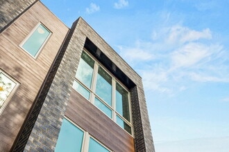 4931 N Kimball Ave in Chicago, IL - Building Photo - Building Photo