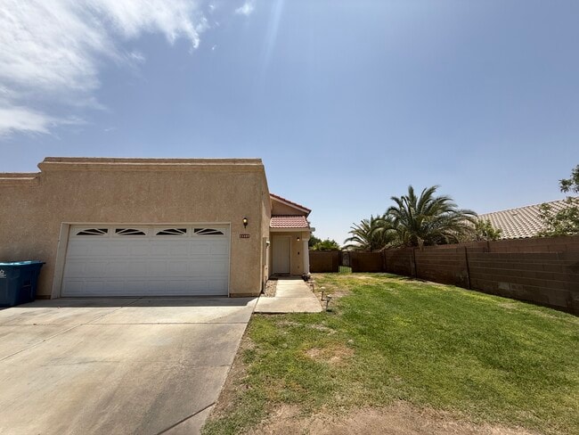 11807 Calle Del Cid in Yuma, AZ - Building Photo - Building Photo