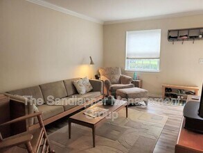 21 Rivers Point Row in Charleston, SC - Building Photo - Building Photo