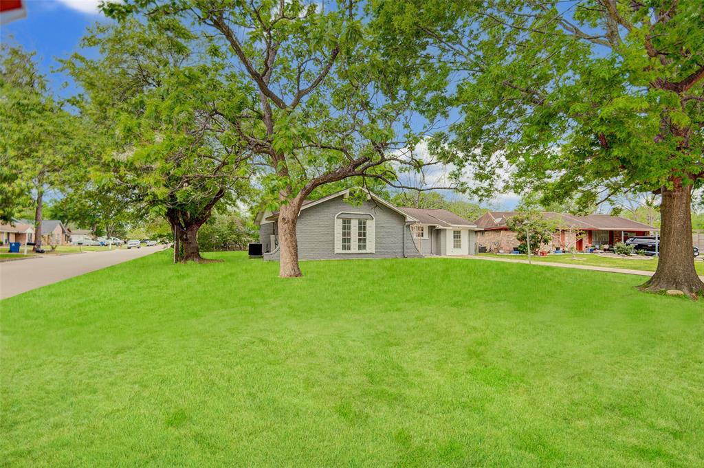 9203 Bisley Ln Photo