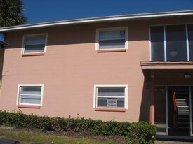 5885 Dahlia Dr in Orlando, FL - Building Photo
