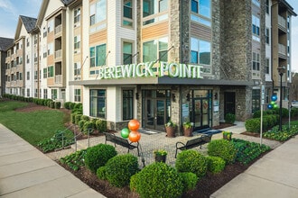 Berewick Pointe Apartments in Charlotte, NC - Foto de edificio - Building Photo