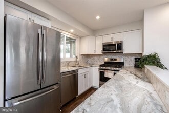 754 Warren Dr in Annapolis, MD - Building Photo - Building Photo