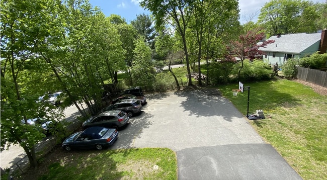 359 Crescent St, Unit Unit #2 Crescent St in Brockton, MA - Foto de edificio - Building Photo