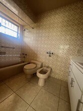 1380 SW 70th Ave in Miami, FL - Building Photo - Building Photo