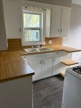 829 Marcia St SW in Wyoming, MI - Building Photo - Building Photo