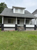 8713 Jeffries Ave in Cleveland, OH - Building Photo