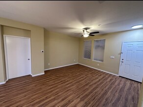1456 Paseo Aurora in San Diego, CA - Building Photo - Building Photo