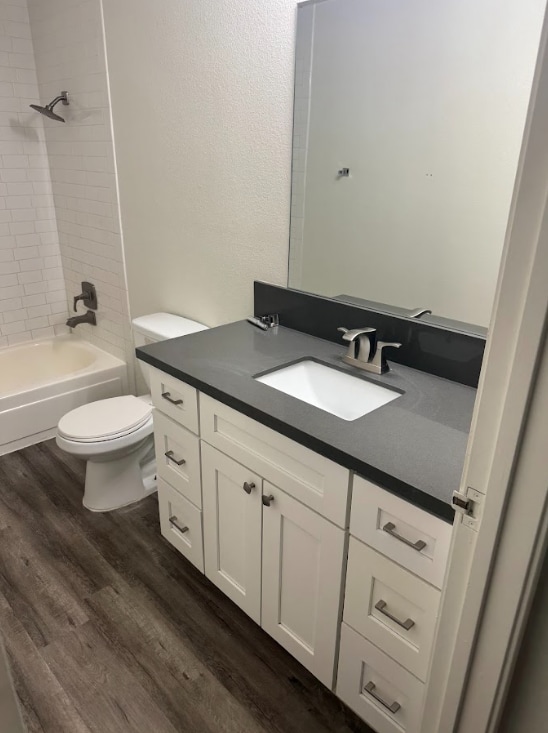1750 Karen Ave in Las Vegas, NV - Building Photo - Building Photo