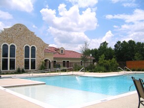 The Positano in Dallas, TX - Building Photo - Building Photo